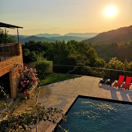 Spacieuse Avec Piscine Privee Et Vue Montagne A Prades Villa
